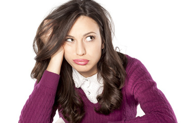 Lijepoj ženi je dosadno i razmišlja