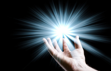 Zvjezdani prasak s otvorenom rukom ispod